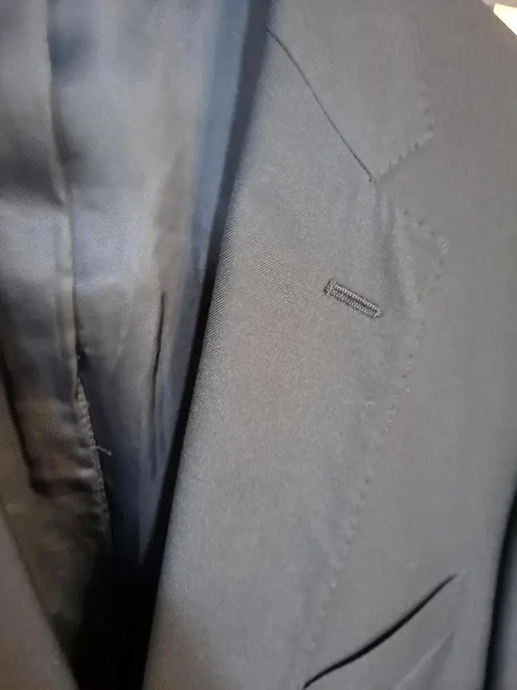 Pronto Uomo Black 2 Button Suit Made in Italy Size 44R‎
